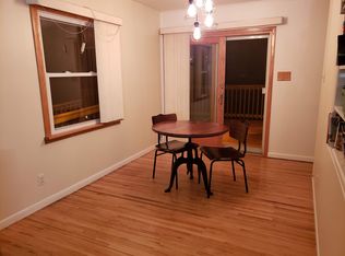 7634 Maple Ave, Gary, IN 46403