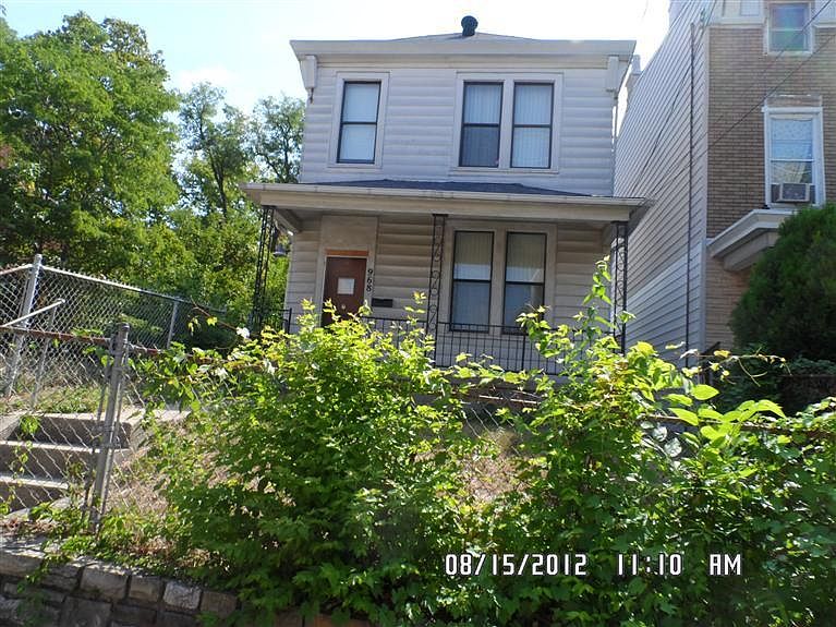 1st image of 968 Fairbanks Ave