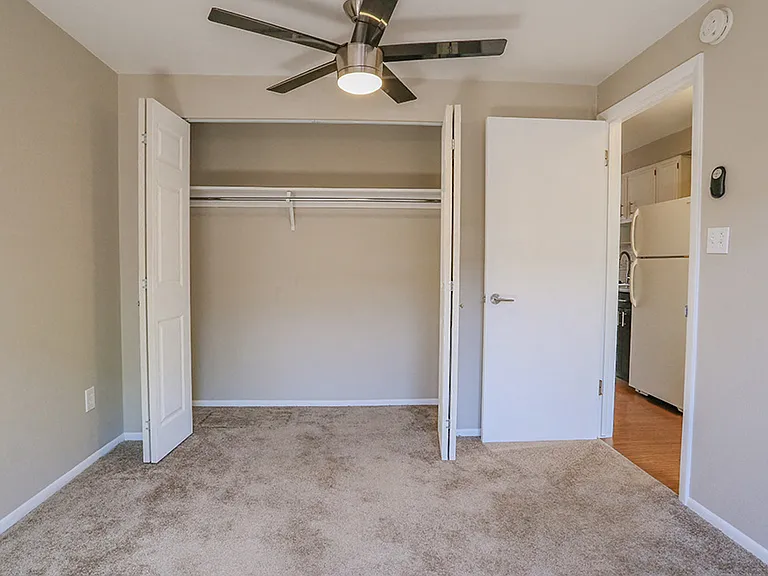 Topaz Apartments — Photo 50