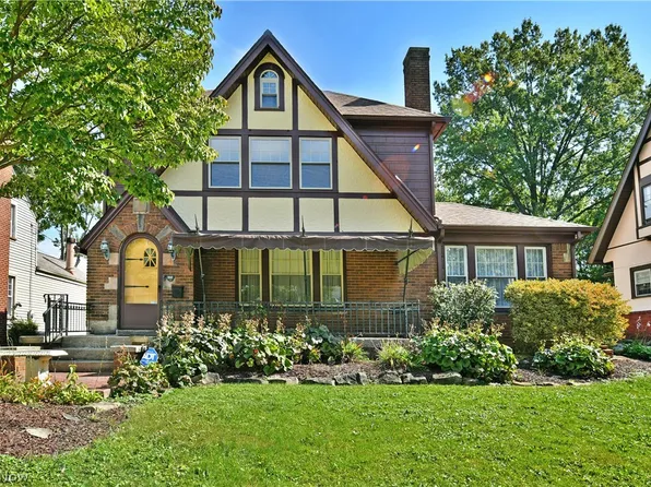 360 Fairmount Ave NE, Warren, OH 44483