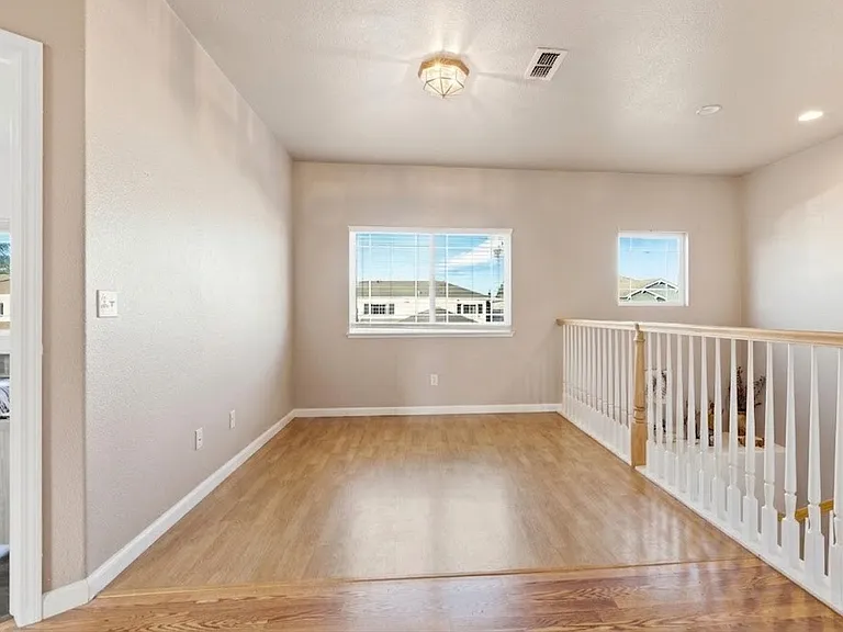 5412 Port Alice Way — Photo 10