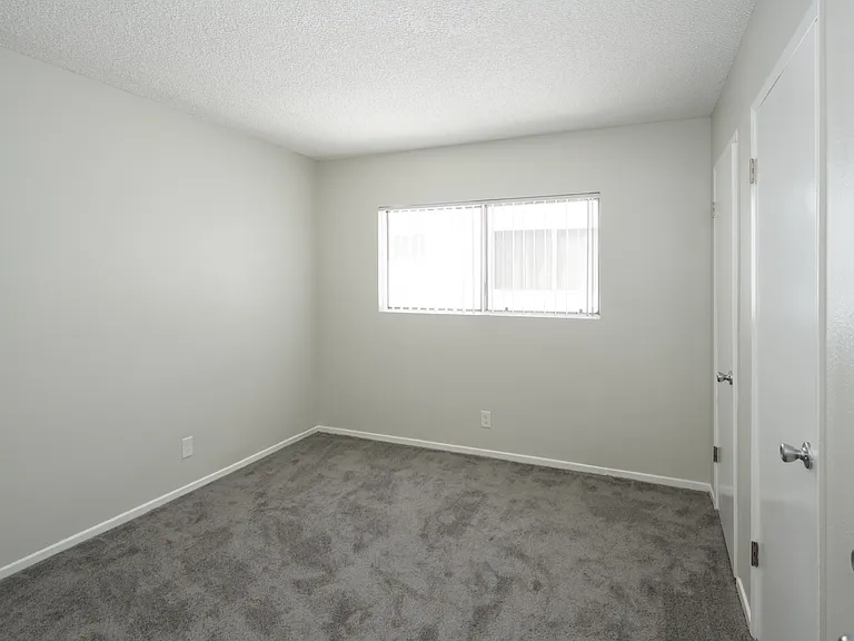 4733 S Slauson Ave #8 — Photo 10
