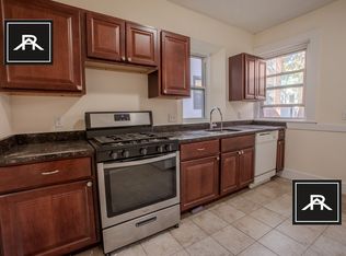 383 Harvard St #3, Brookline, MA 02446