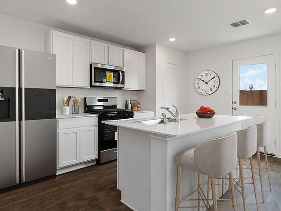 5th image of 1024 Bluegill Ln