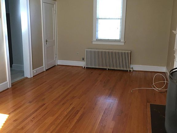 2nd image of 3641 Round Hill Ave NW
