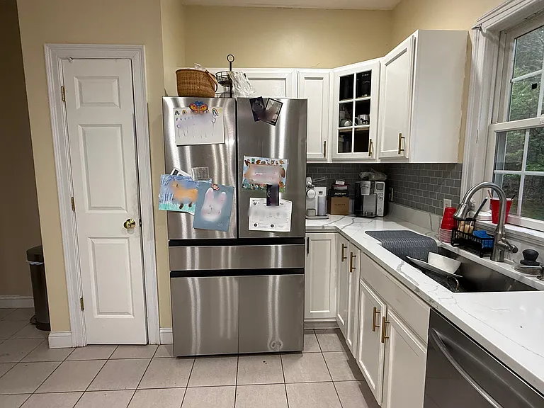 Knowlton Cir — Photo 7