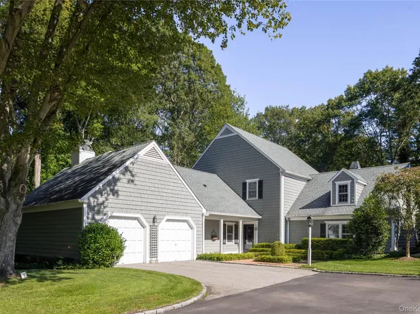 7 Rabbit Run, Glen Cove, NY 11542