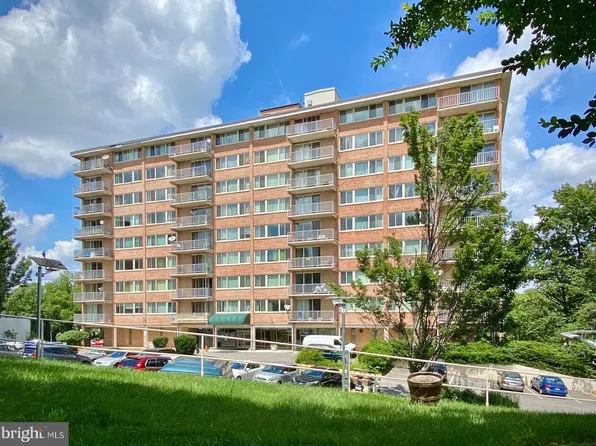 4520 King St APT 409, Alexandria, VA 22302