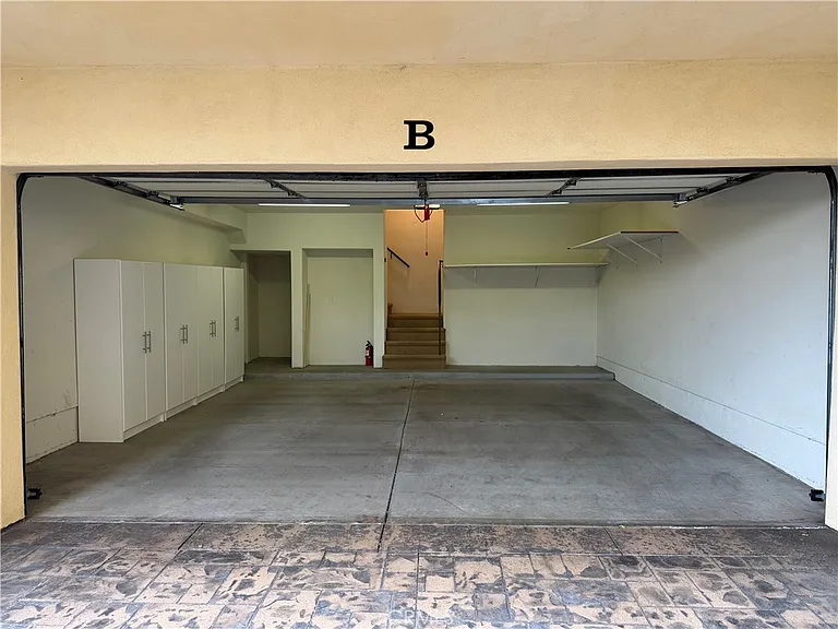 1323 Post Ave #B — Photo 19