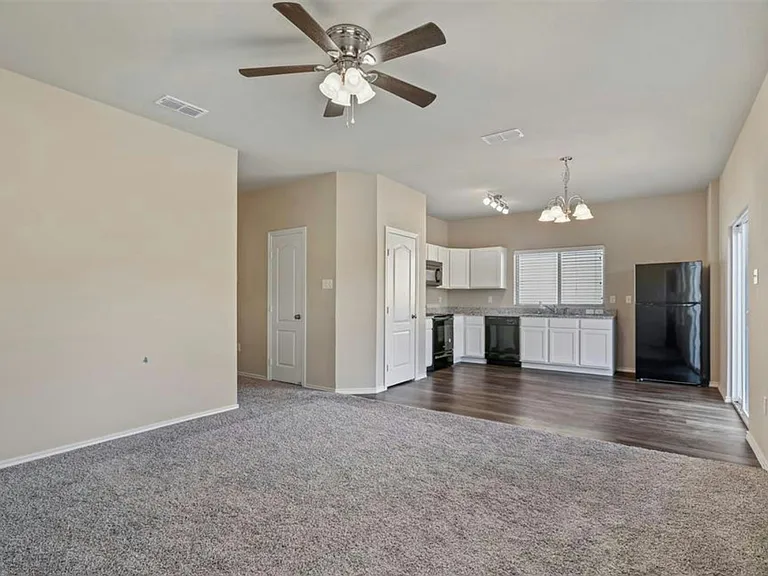 612 Wofford St — Photo 9