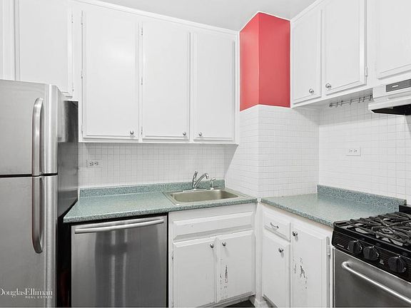 2nd image of 7 E 14th St APT 507