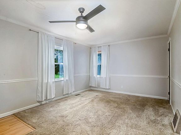 3rd image of 3138 La Vista Dr