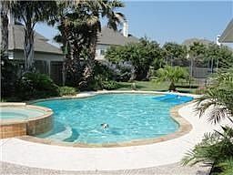 3rd image of 2403 Royal Palm Ct