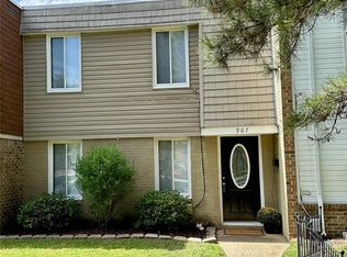 907 S Club House Rd, Virginia Beach, VA 23452