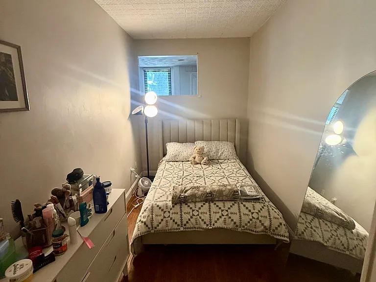 211 Beacon St #1 — Photo 3