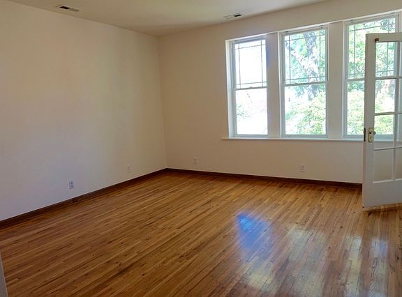 2nd image of 3745 W Berteau Ave #2