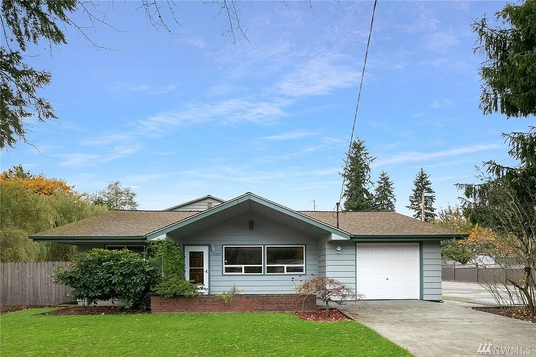 19369 61st Ave NE photo 1