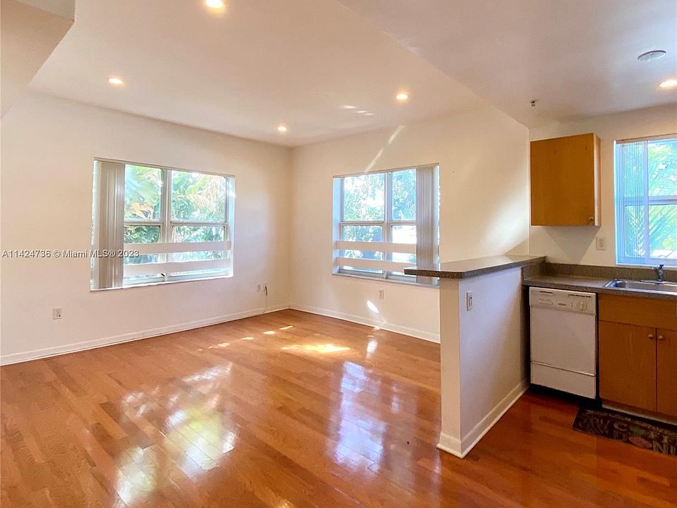 1st image of 1542 Drexel Ave APT 308