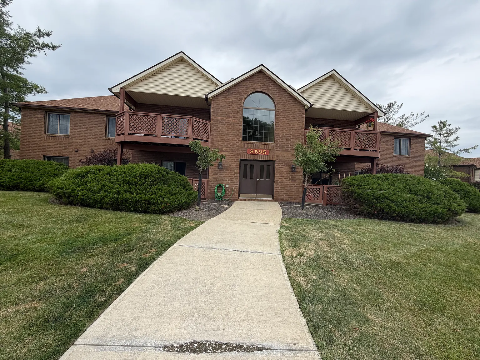 2 bed, 1160 sqft, $2,000 — Photo 4