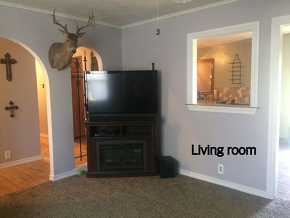 5th image of 105 S Lusk Ave