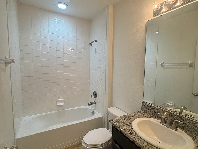 6441 Baytown Dr #6441 — Photo 8