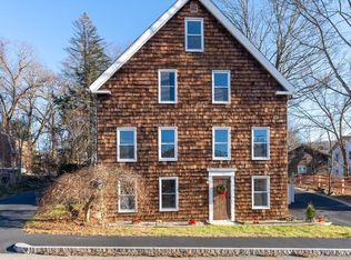 17 Pine St, Ware, MA 01082