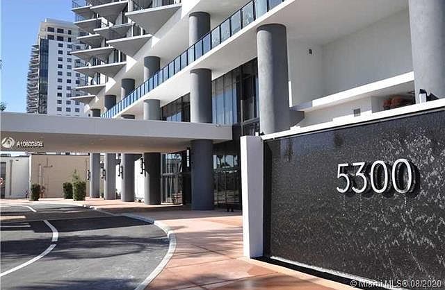 1st image of 5300 Paseo Dr #1111