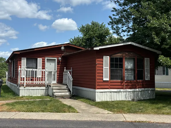351 N Squirrel Rd, Auburn Hills, MI