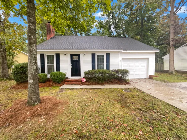 104 Hamlet Rd, Summerville, SC 29485