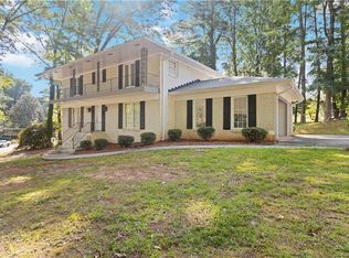 2754 Dresden Trl, East Pt, GA 30344