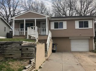 5521 N 63rd St, Omaha, NE 68104