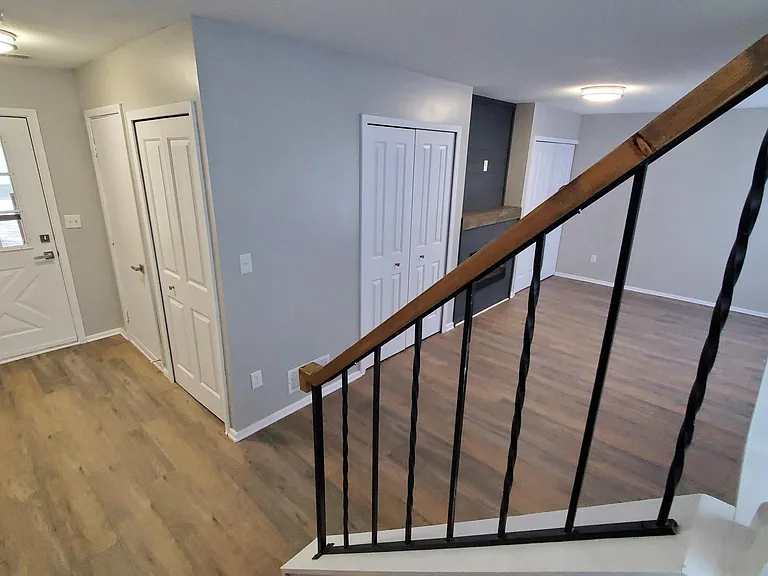 7616 Maplebrook Pkwy N — Photo 11