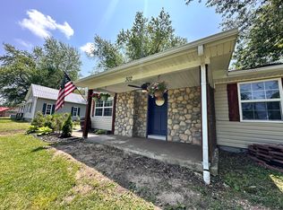 302 W Market St, Diamond, MO 64840