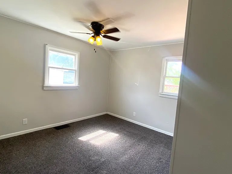 903 W Purtscher Dr — Photo 6