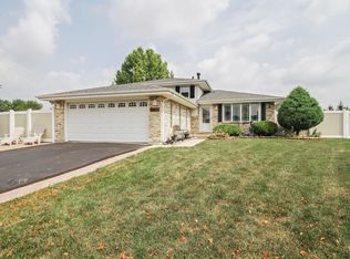 16617 89th Ct, Orland Hills, IL 60487