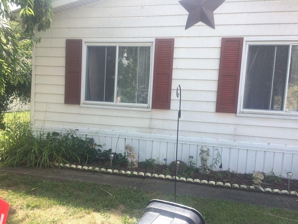 1st image of 190 Quarry Hill Est