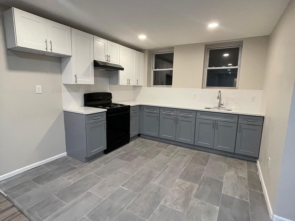 1st image of 458 Nye Ave APT 1A