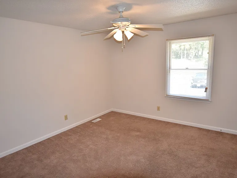244 Wickford Ct — Photo 7