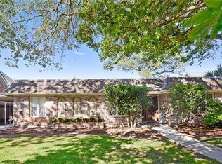 5204 Green Acres Ct, Metairie, LA 70003
