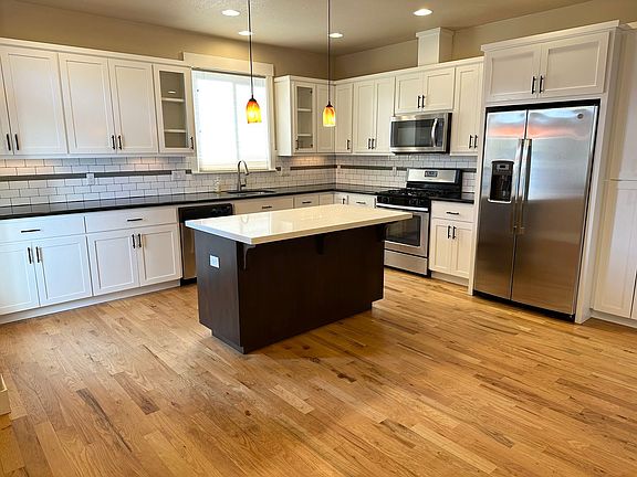 5th image of 6314 SE 63rd Ave