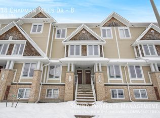 618 Chapman Mills Dr #B, Ottawa, ON K2J0V4