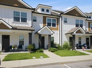 301 E Forge Ct, White Bluff, TN 37187