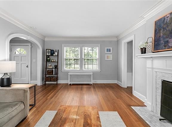 3rd image of 6522 Pennsylvania Ave