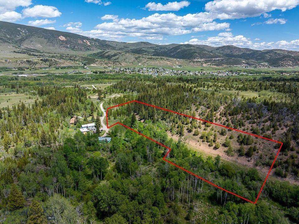 1st image of 373 Ravndal Rd