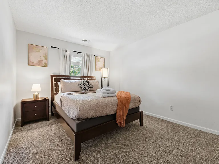 7149 Cobden Ln — Photo 15