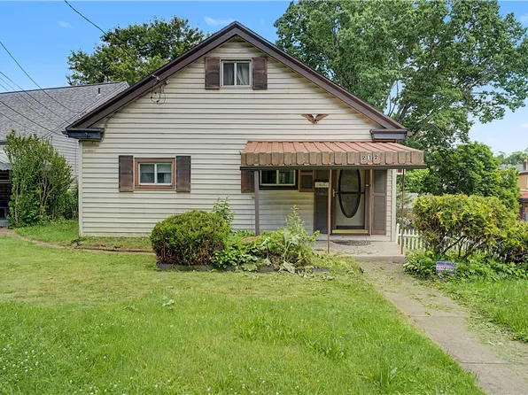 212 Singer Ave, Mc Kees Rocks, PA 15136
