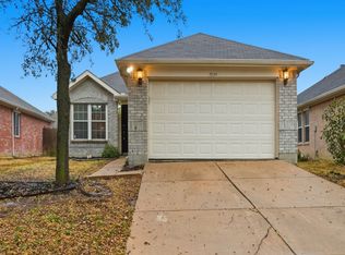 5589 Hunters Bend Ln, Dallas, TX 75249