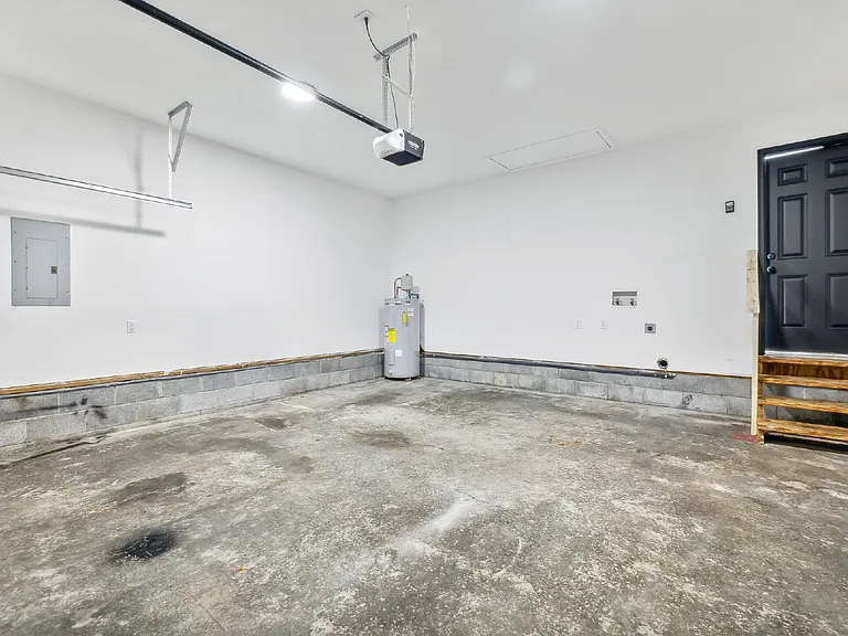 1824 Cottingham Ct — Photo 20