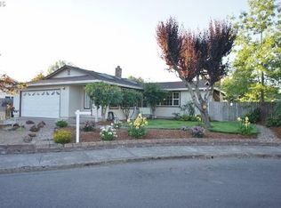 725 NE Fuller Ct, McMinnville, OR 97128