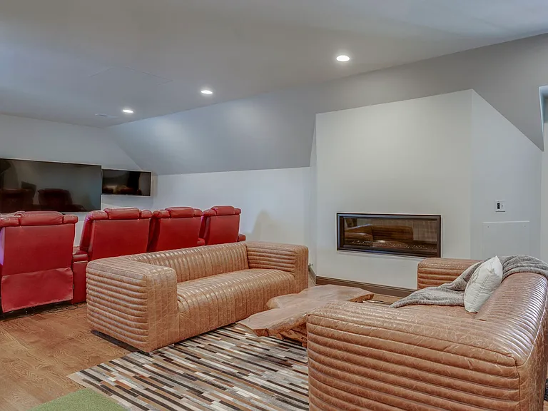 "ESPN" Lounge sofa's with linear fireplace